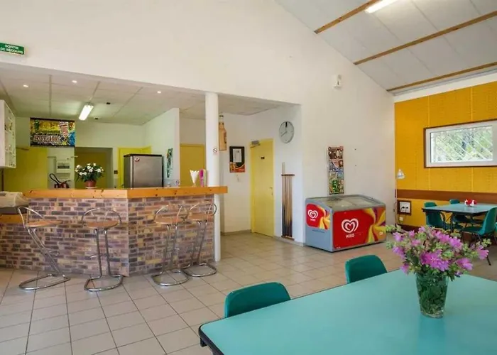 Σαλέ Zecamping 3 Avec Chiens Acceptes Piscine Couverte Et Piscine Chauffee Σαιν-Ζαν-ντε-Μον