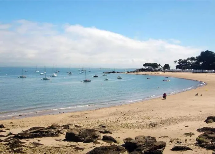 Zecamping 3 Avec Chiens Acceptes Piscine Couverte Et Piscine Chauffee Σαιν-Ζαν-ντε-Μον