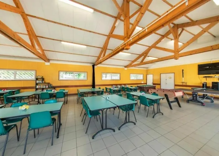 Σαλέ Zecamping 3 Avec Chiens Acceptes Piscine Couverte Et Piscine Chauffee Σαιν-Ζαν-ντε-Μον