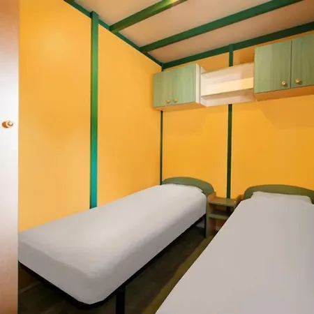 Zecamping 3 Avec Chiens Acceptes Piscine Couverte Et Piscine Chauffee Campsite *